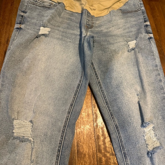 Maternity Jeans 👖 Time and Tru excellent condition size 12-14. Straight leg - Picture 2 of 10